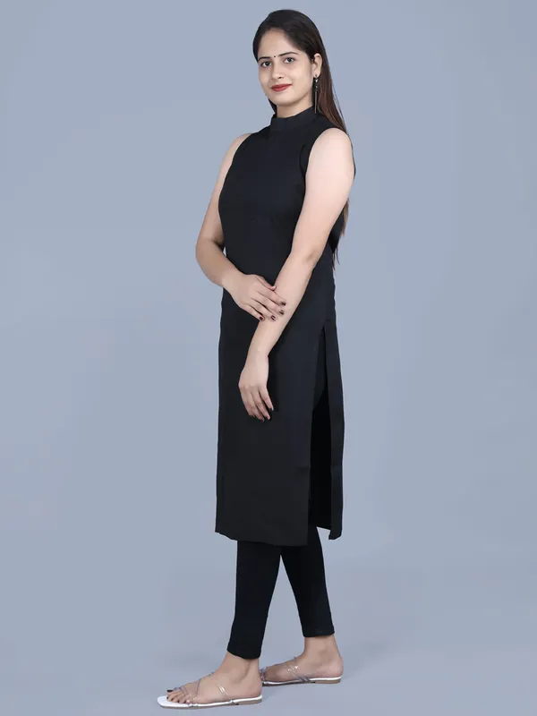 Black_Solid_Sleeveless_Kurta_with_Pant_Set