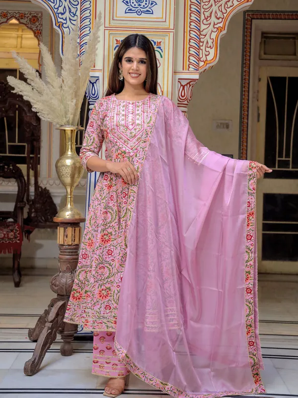 Pink_Floral_Printed_Pure_Cotton_Kurta_With_Palazzos_&_Dupatta_For_Women