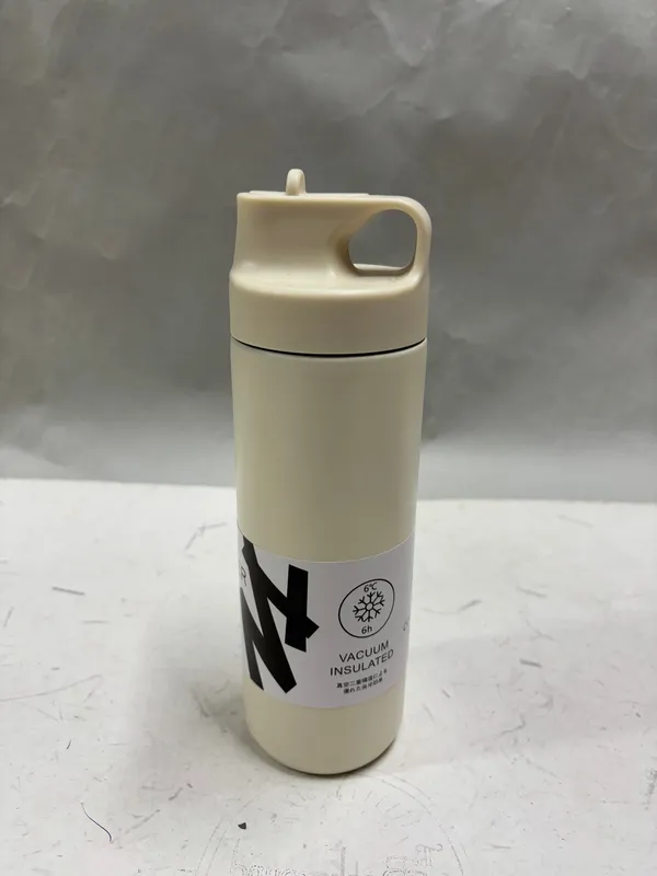 Outdoor_Portable_Double_Wall_Stainless_Steel_Water_Bottles_550_Ml_With_Leakproof_Hot_And_Cold_Water_Coffee_And_Tea_In_Travel_Car_Office_School_Camping