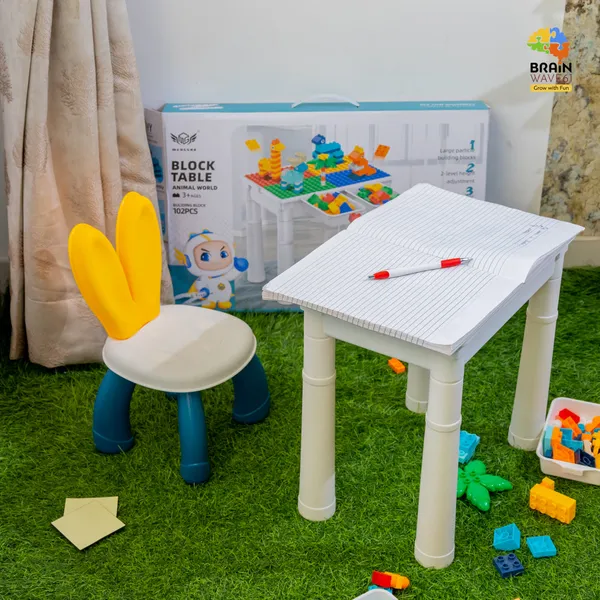Animal_World_Block_Table_102Pcs_Blocks_With_Chair