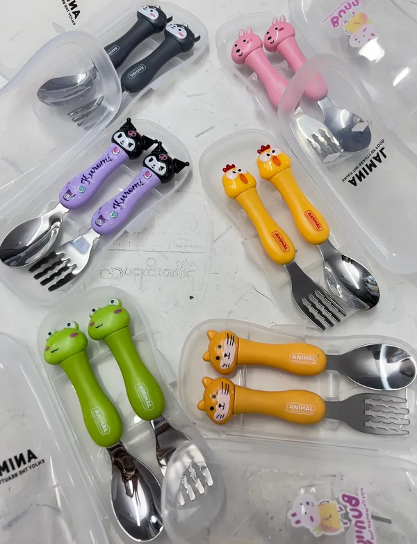 Baby_Self_Feeding_Spoon_&_Fork_With_Case_Stainless_Steel_Cutlery_Cute_Fork_Spoon_2_Pcs_Set_For_Child_Baby_Home_School_Use