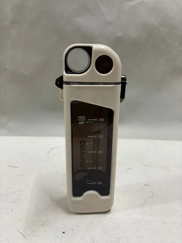 Flat_Square_Fashion_Plastic_Portable_Sports_Sipper_Water_Bottle_350Ml