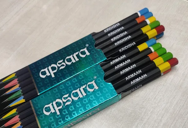 Personalized_Pencils_Box