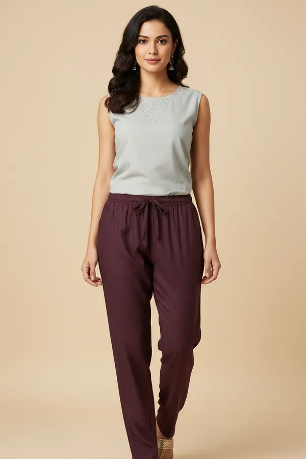 Linen_Straight_Fit_Pants_With_Side_&_Back_Pockets_And_Drawstrings