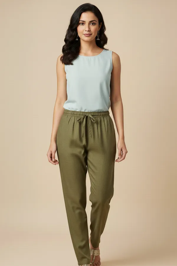 Linen_Straight_Fit_Pants_With_Side_&_Back_Pockets_And_Drawstrings