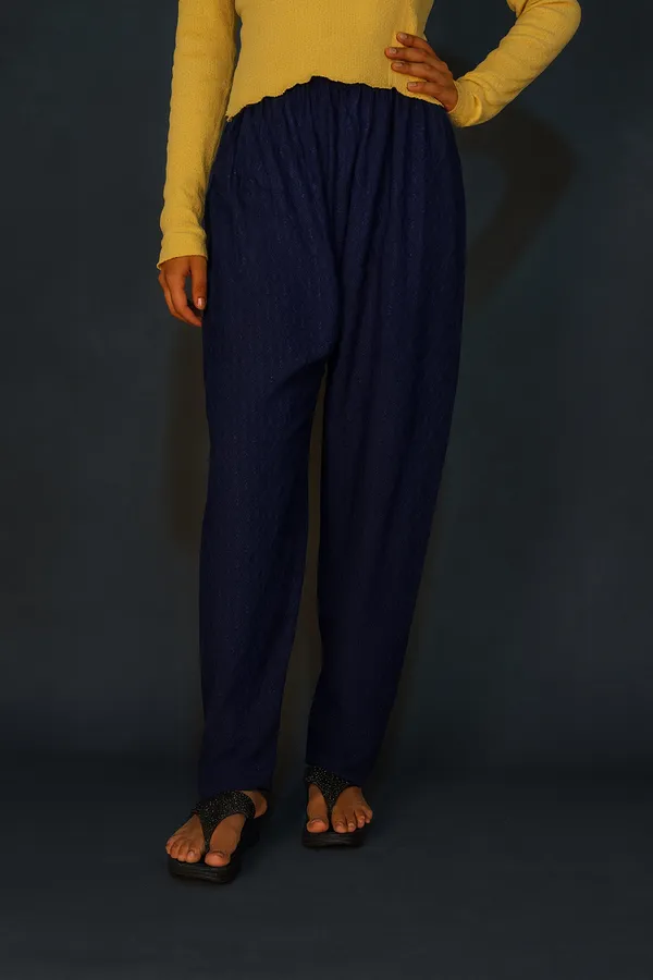 Makai_Pants_Women_14_Gm_Embroidered_Elastic_Pants_|_Chikankari_Pants