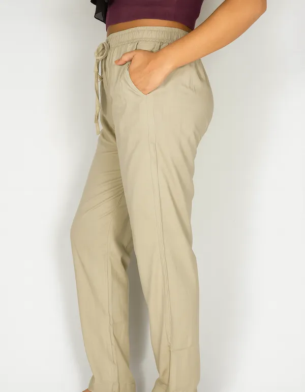 Regular_Fit_Pants_Women_Everyday_Comfort_Bottoms