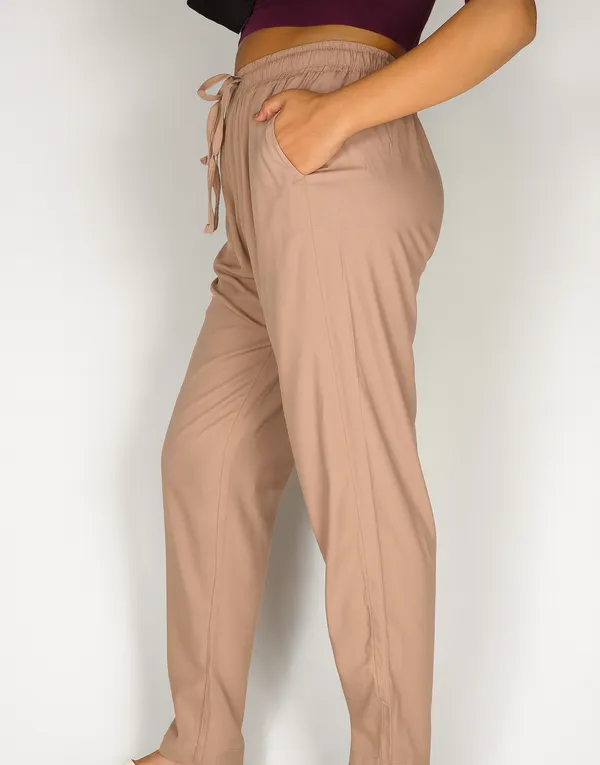 Regular_Fit_Pants_Women_Everyday_Comfort_Bottoms