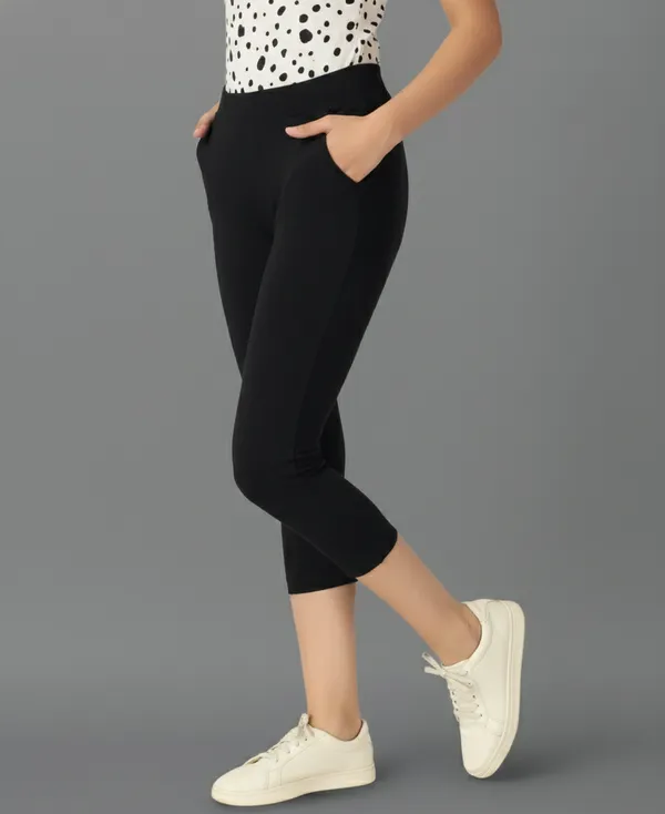 Women_Capri_Pants_Stylish_Comfort_Fit