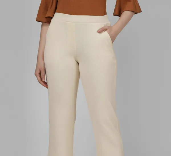 Short_Flexi_Rib_Pant_Women_Stretchable_Ribbed_Bottoms