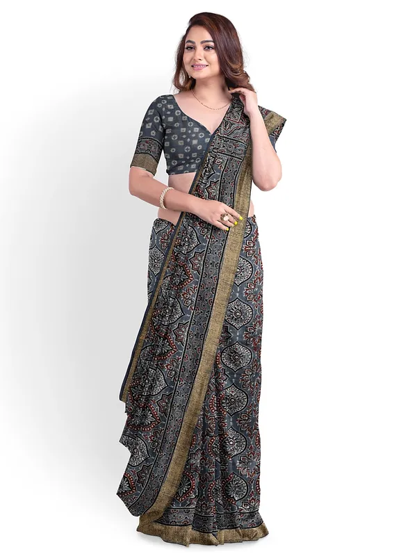 Lotus_Noir_Khadi_Premium_Saree_