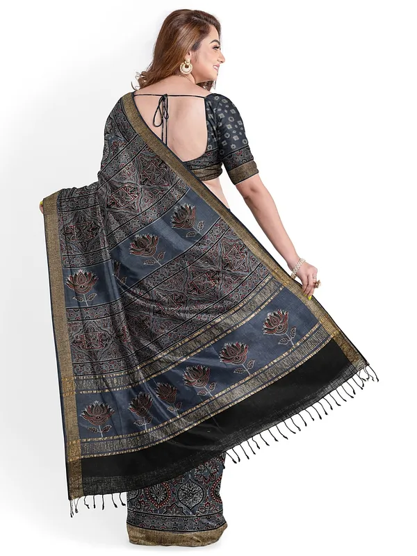 Lotus_Noir_Khadi_Premium_Saree_