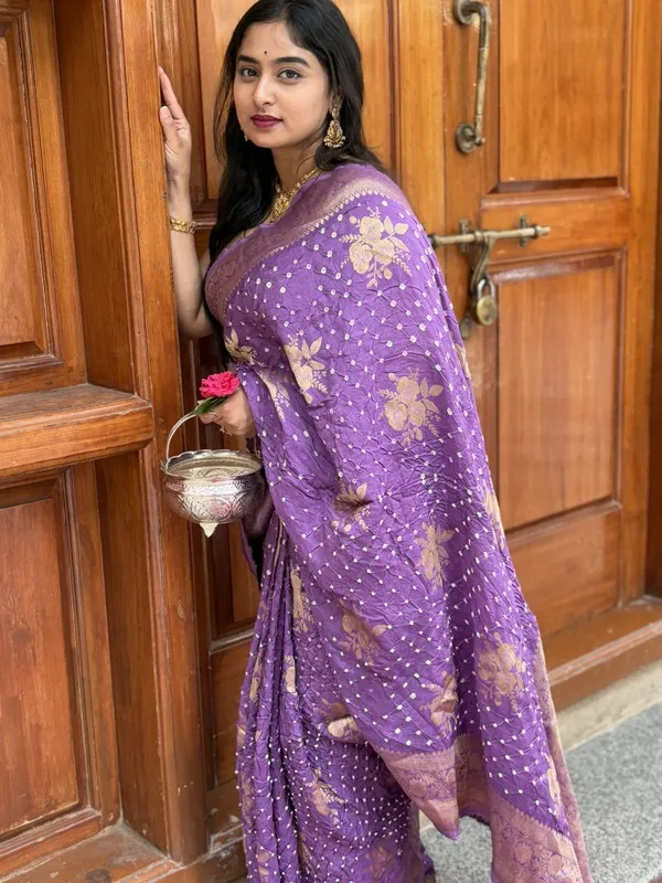 Amethyst_Allure_Dola_Silk_Premium_Saree_