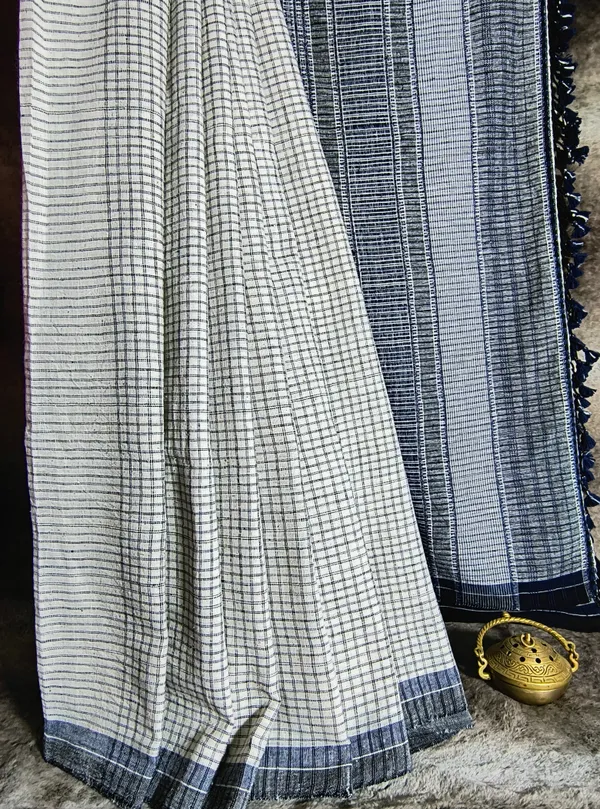 White_&_Blue_Monochrome_Grace_Kala_Cotton_Saree_For_Women