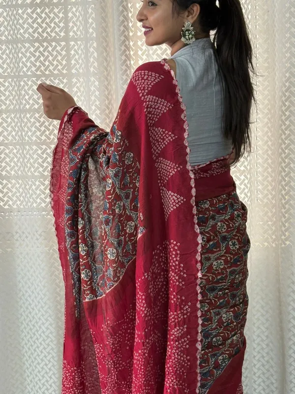 Ethereal_Sindh_–_Chanderi_Ajrakh_Bandhini_Saree