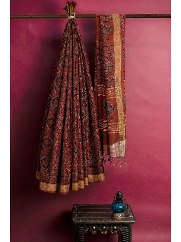Red_Khadi_Cotton_Sangria_Blooms_Of_Sindh_Saree_For_Women