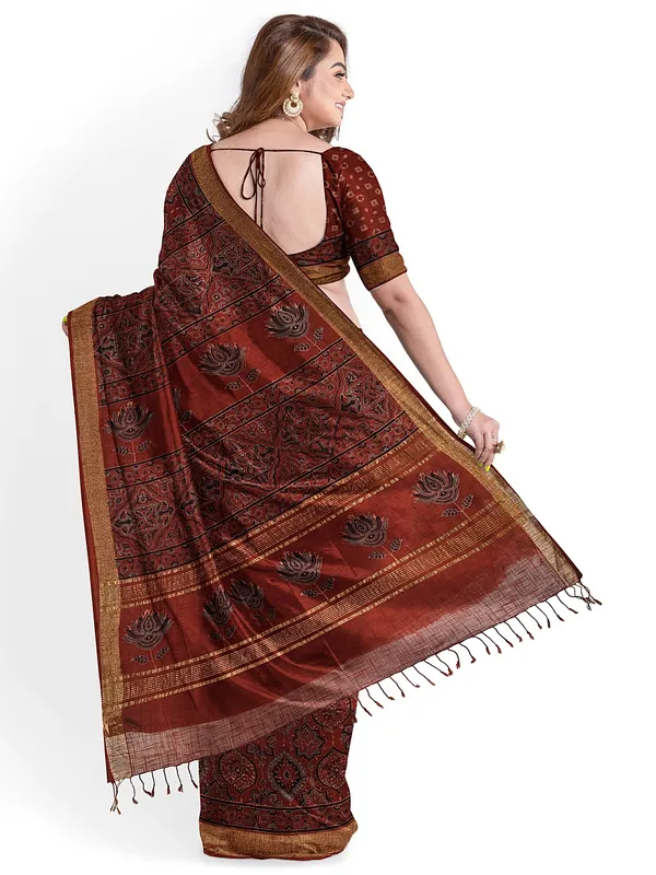 Red_Khadi_Cotton_Sangria_Blooms_Of_Sindh_Saree_For_Women