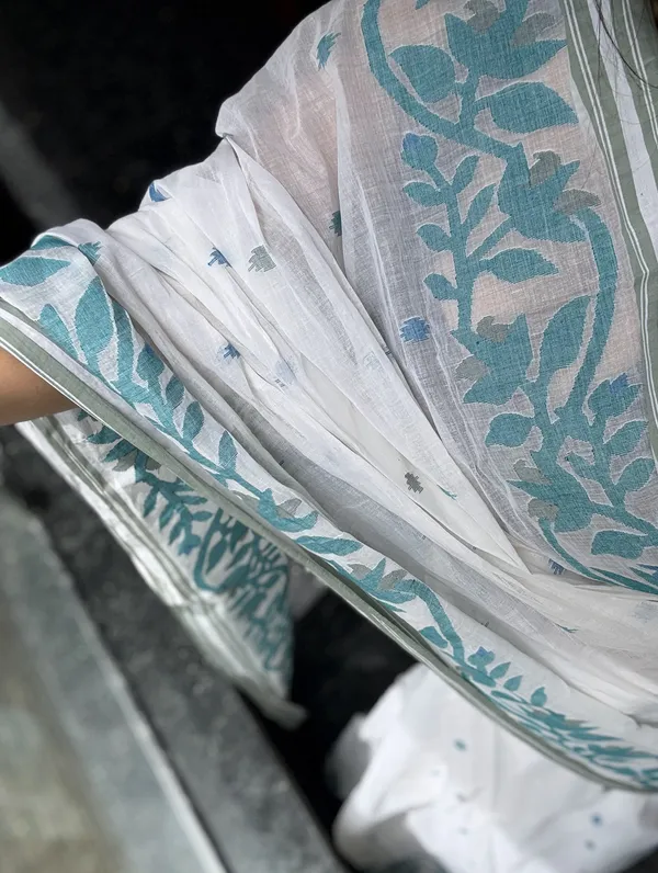White_Ethereal_Bloom_Handwoven_Jamdani__Cotton_Saree_For_Women