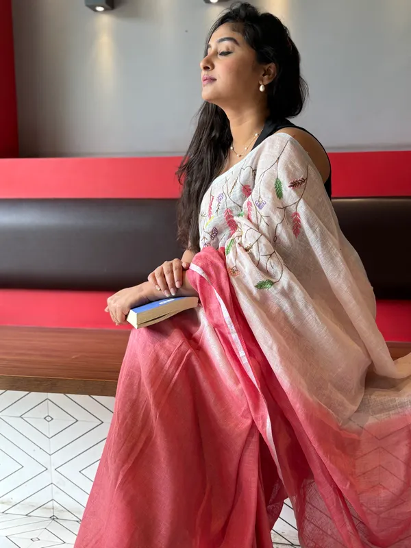 Pink_&_White_Gulnar_Pure_Handwoven_Linen_Saree_For_Women