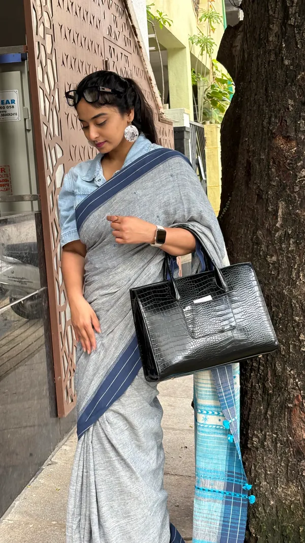 Grey_Azure_Dusk_Kala_Cotton_Premium_Saree