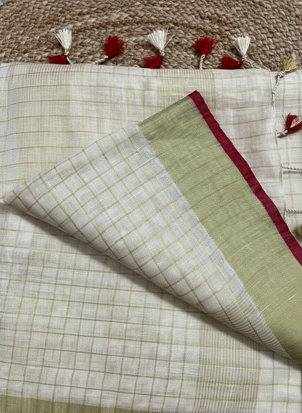 Linen_Silk_Ivory_With_Gold_Border_Premium_Saree