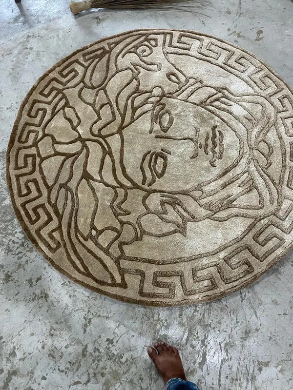 Beige_And_Brown_Premium_Textu_Luxury_Medusa_Round_Hand_Tufted_Rug_For_Home_Decor