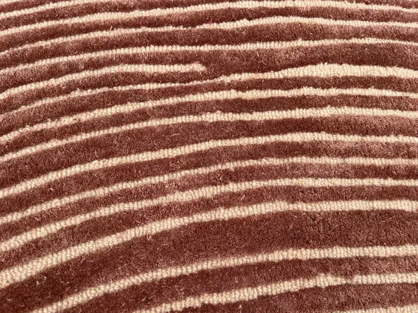 Red_Sculpted_Oval_Hi_Low_Hand_Tufted_Rug_For_Home_Decor
