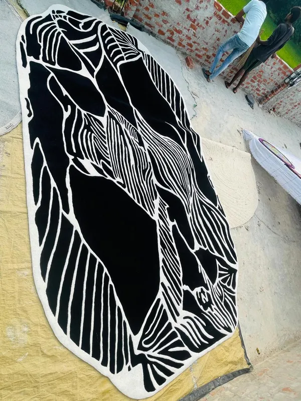Black_And_White_Premium_Textu_Area_Rug_For_Home_Decor