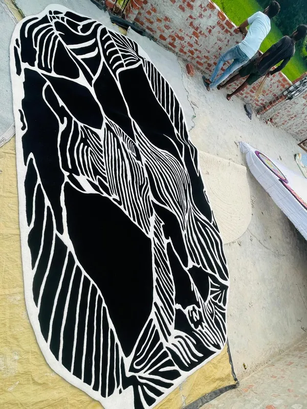 Black_And_White_Premium_Textu_Area_Rug_For_Home_Decor