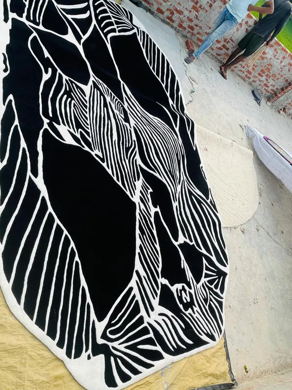 Black_And_White_Premium_Textu_Area_Rug_For_Home_Decor