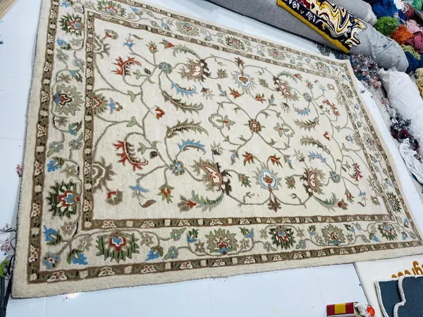 Beige_And_Brown_Premium_Textu_Area_Rug_Persian_For_Home_Decor