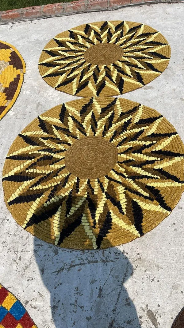 Yellow_And_Black_Premium_Textu_Colourful_Rugs_For_Home_Decor