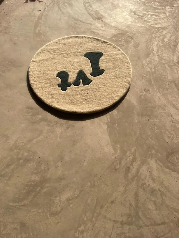 Cream_And_Green_Premium_Ivt_Round_Design_Rug_For_Home_Decor