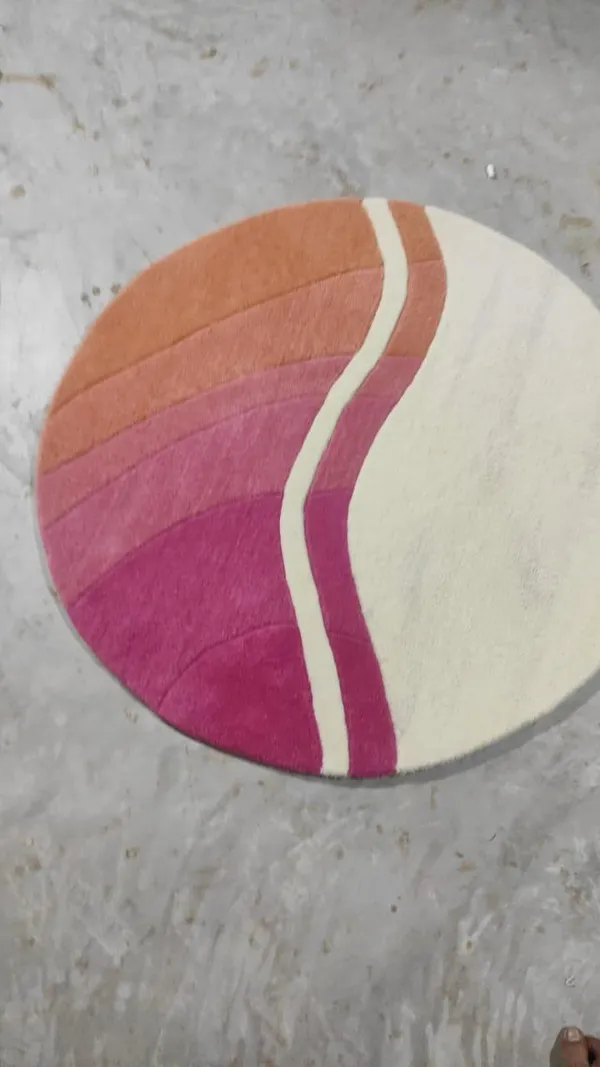 Pink_And_White_Premium_Round_Rug_For_Home_Decor