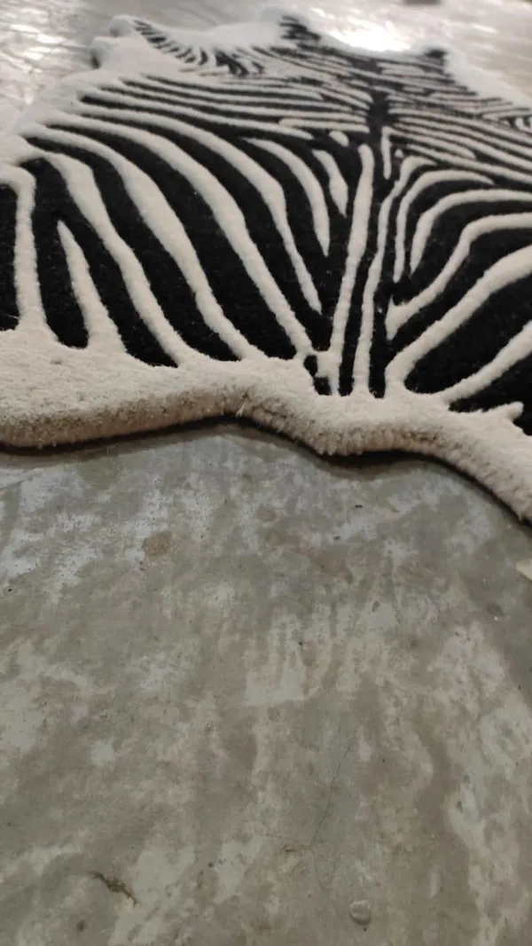 Black_And_White_Premium_Zebra_Print_Design_Rug_For_Home_Decor
