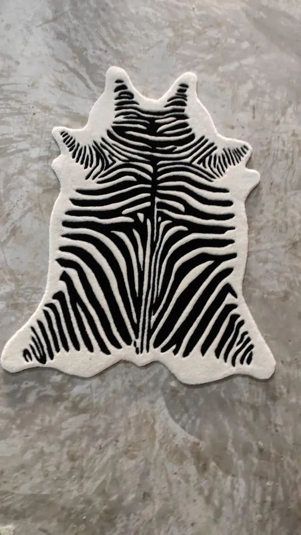 Black_And_White_Premium_Zebra_Print_Design_Rug_For_Home_Decor