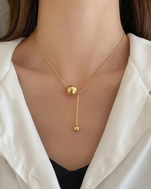 Gold_Premium__Bold_Geometric_Necklace_For_Women
