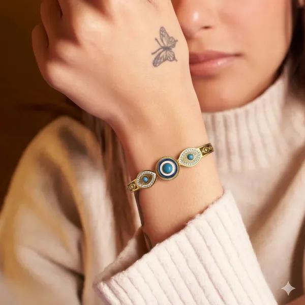 Gold_Premium__Charm_Evil_Eye_Bracelet_For_Women