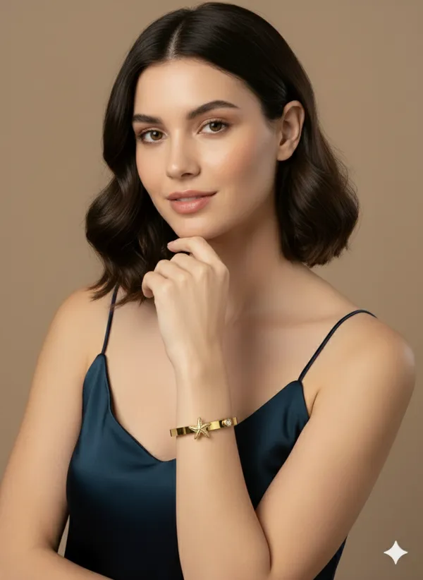 Gold_Premium__Starfish_Charm_Bracelet_For_Women