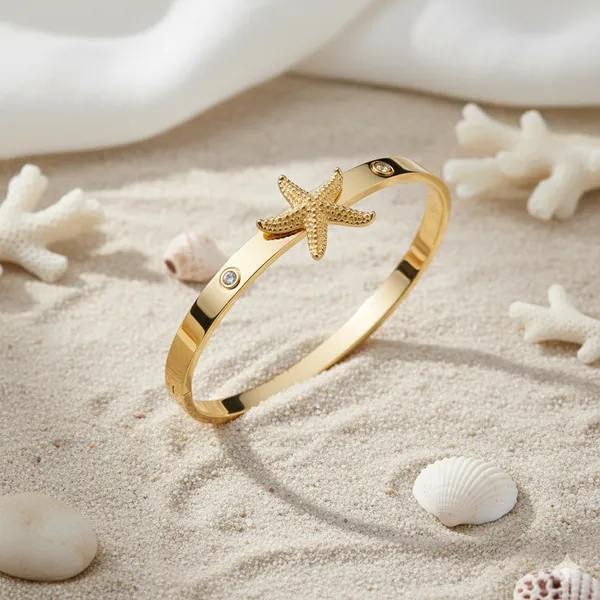 Gold_Premium__Starfish_Charm_Bracelet_For_Women