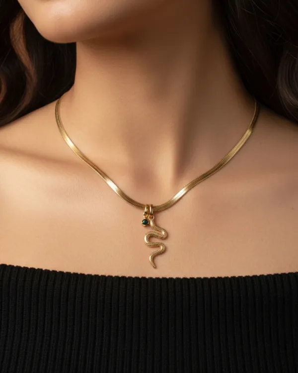 Gold_Premium_t_Plated_Snake_Necklace_For_Women