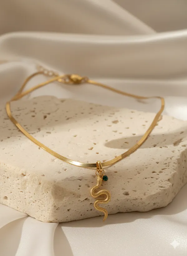 Gold_Premium_t_Plated_Snake_Necklace_For_Women