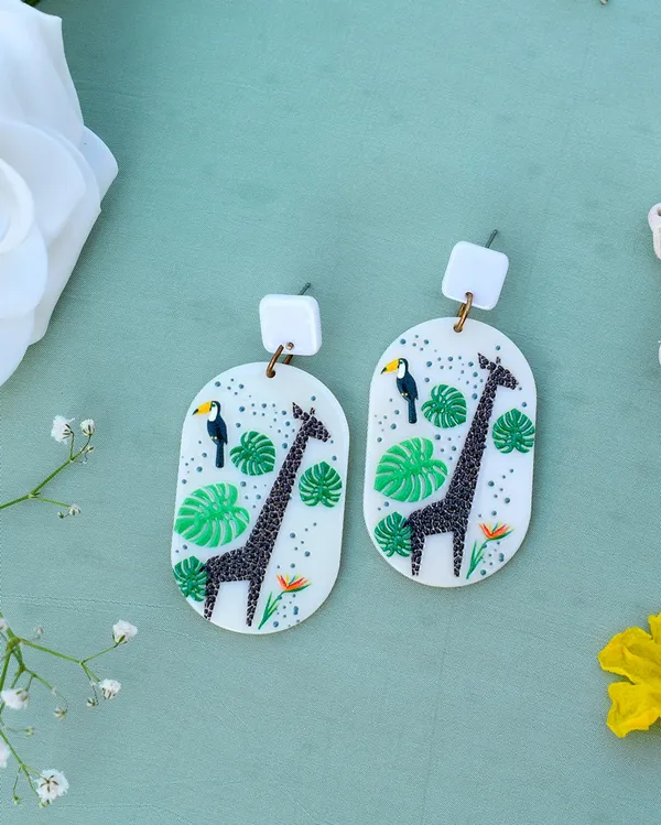 Multicolor_Premium_Acrylic_Giraffe_Exotic_Earring_For_Women