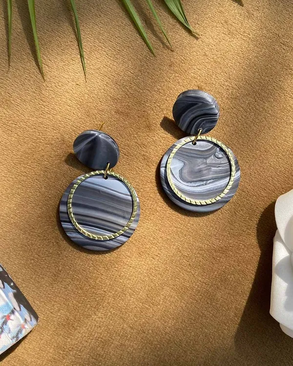 Black_Premium_Abstract_Clay_Earring_For_Women