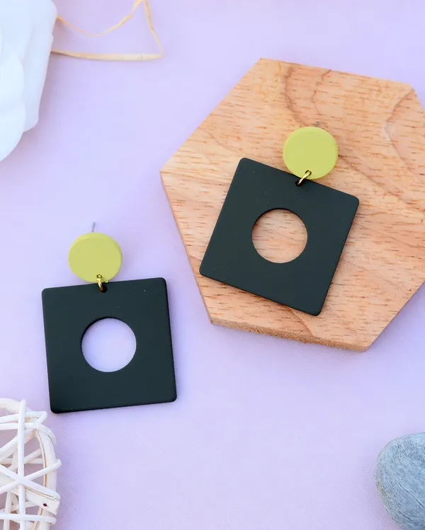 Black_Premium_Handmade_Dangle_Square_Earring_For_Women