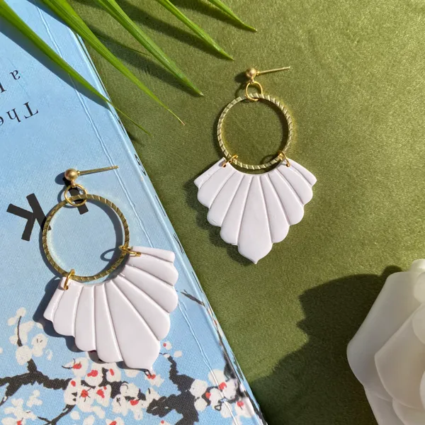 Ivory_Premium_Ivory_Fan_Polymer_Clay_Earrings_For_Women