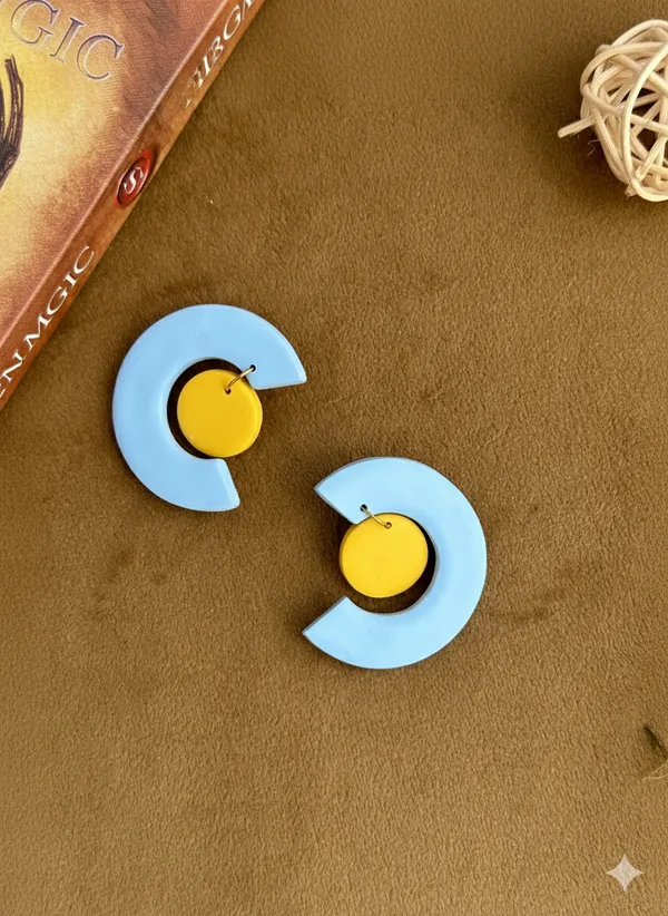 Sky_Blue_Premium_Sky_Orbit_Polymer_Clay_Earrings_For_Women