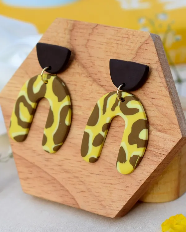 Multicolor_Premium_Tiger_Print_Polymer_Clay_Earring_For_Women