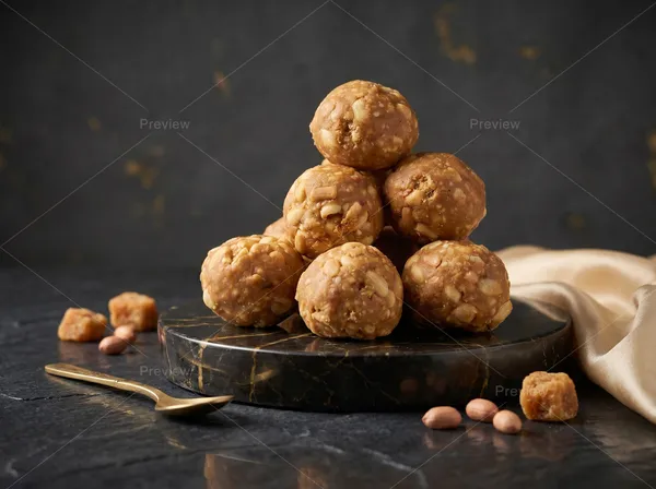 Peanut_Laddu