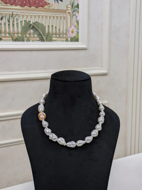 Peach_&_White__Baroque_Pearl_Necklace_For_Women